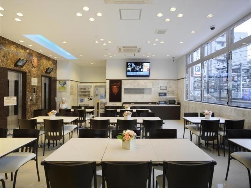 Toyoko Hakata-guchi Ekimae 福冈