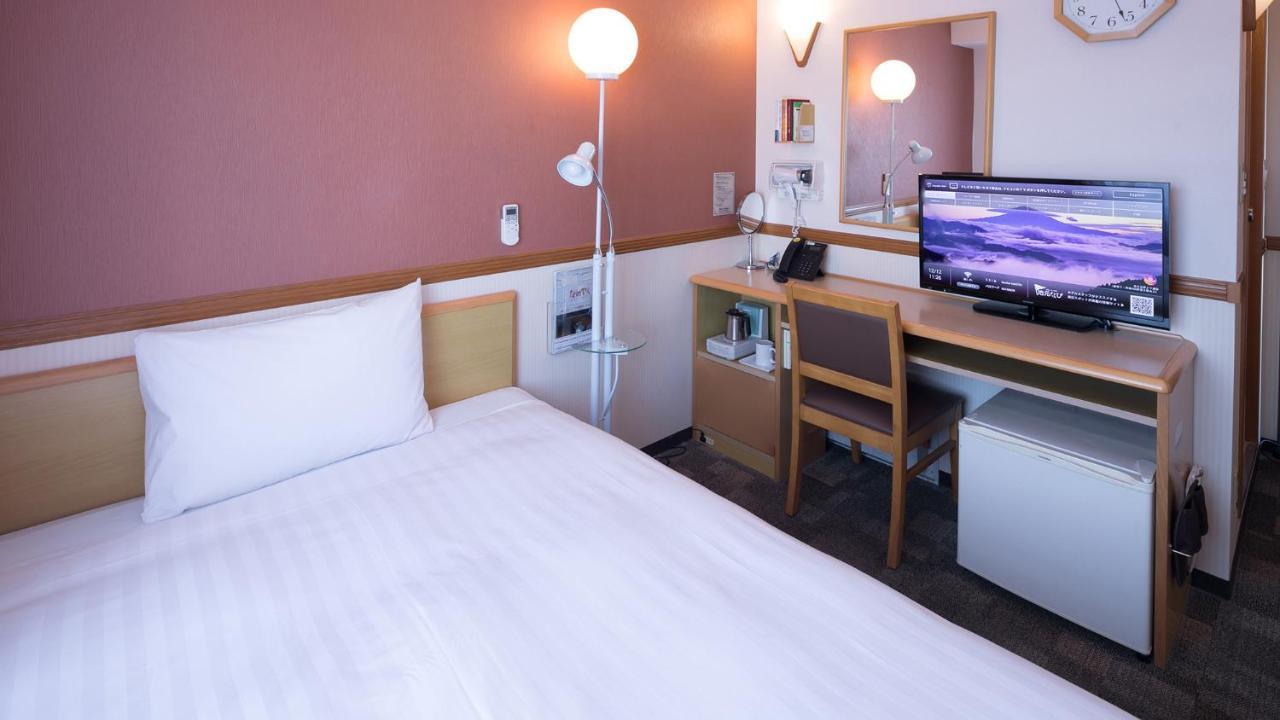 酒店 Toyoko Hakata-guchi Ekimae 3*